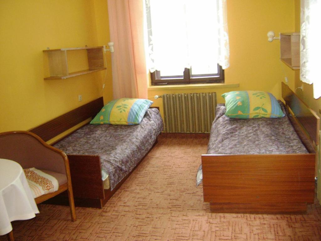 Hotel Kamieniec Oswiecim Room photo